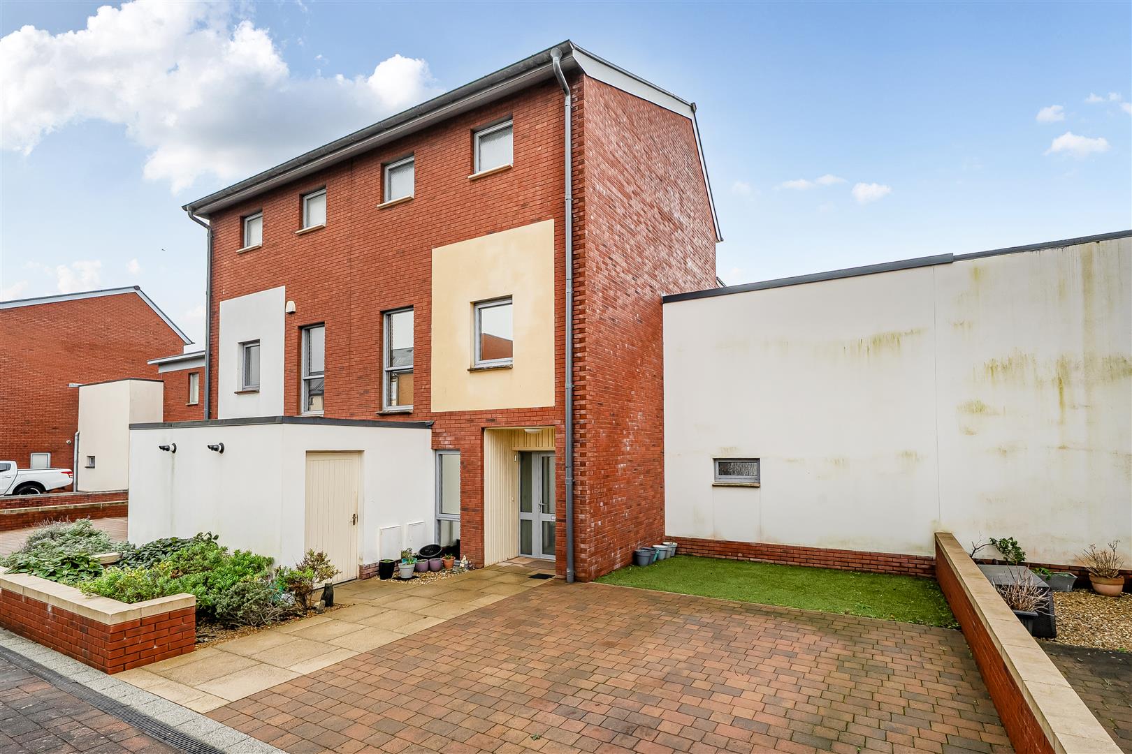 Emily Court, Swansea, SA1 8RA